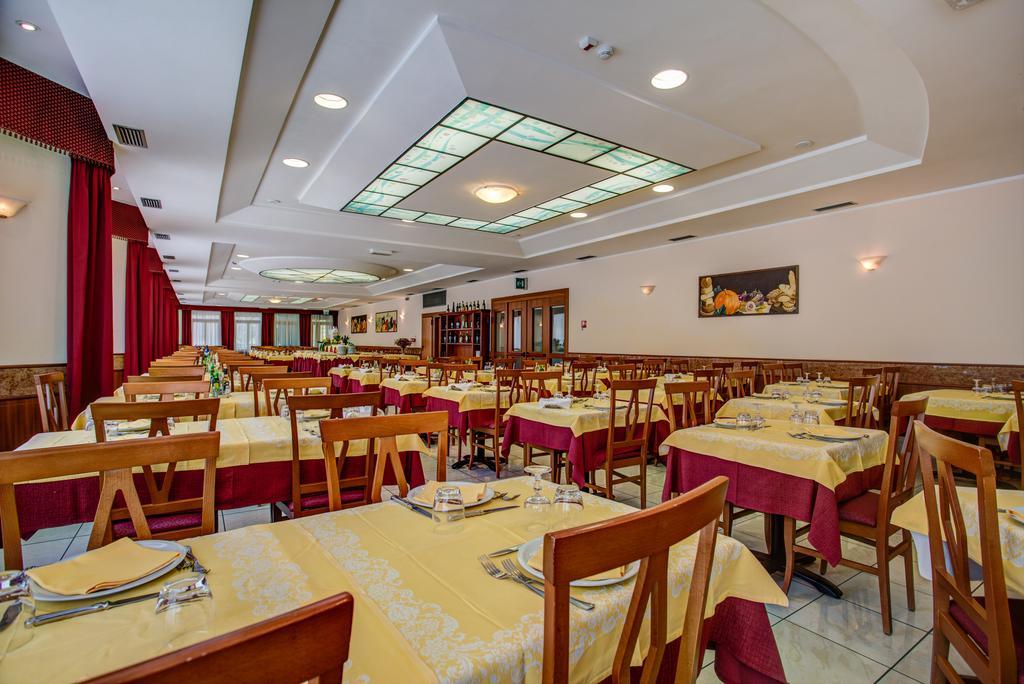 Hotel San Giorgio Milano Marittima Dış mekan fotoğraf